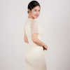 Váy phối tay ren