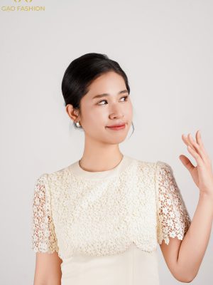 Váy phối tay ren