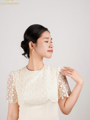 Váy phối tay ren