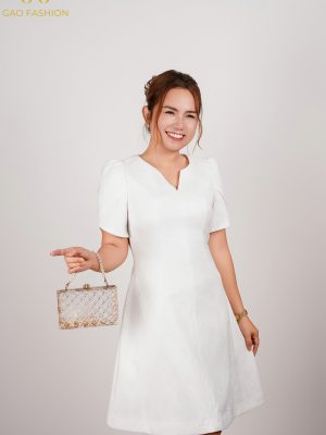 Váy Cổ V Tay Cánh
