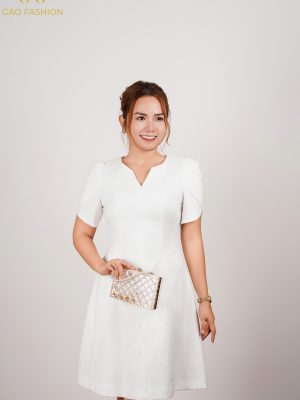 Váy Cổ V Tay Cánh