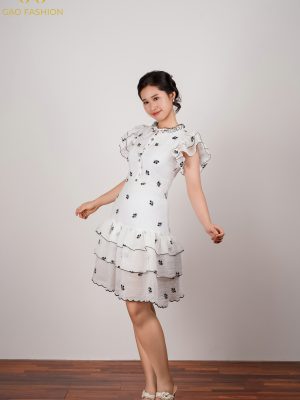 Váy bèo 3 tầng trắng
